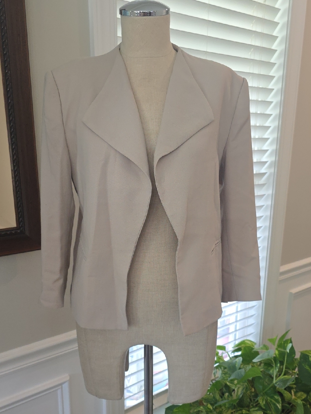 J.Lindeberg Light Taupe Open-Front Women's Blazer